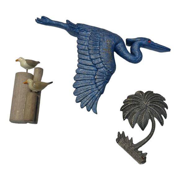 Vintage Set of 3 Florida Souvenir Magnets Sarasota Crane, etc. - Picture 2 of 2